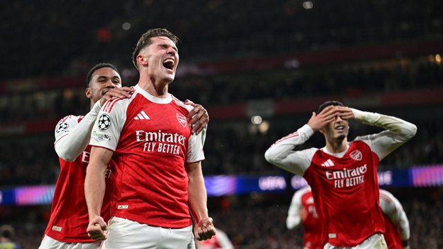Arsenal — archive football photograph