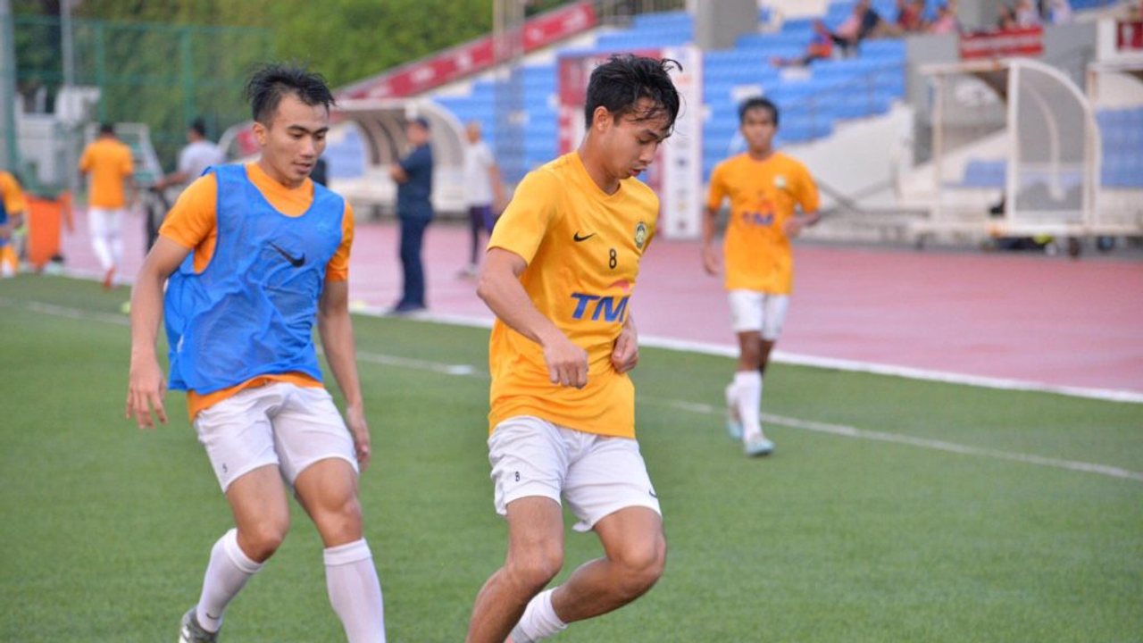 Wan Kuzain — archive football photograph