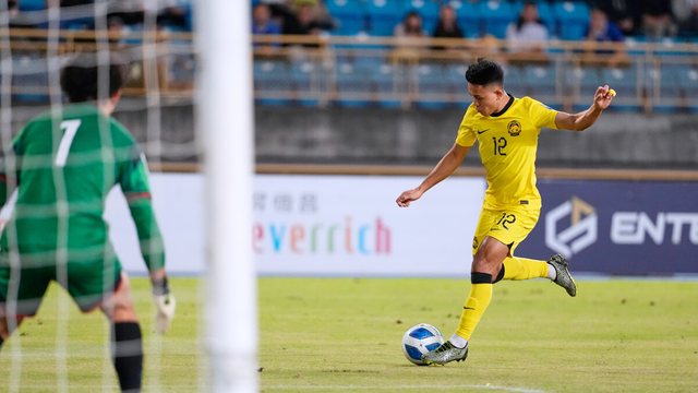 Arif Aiman — archive football photograph